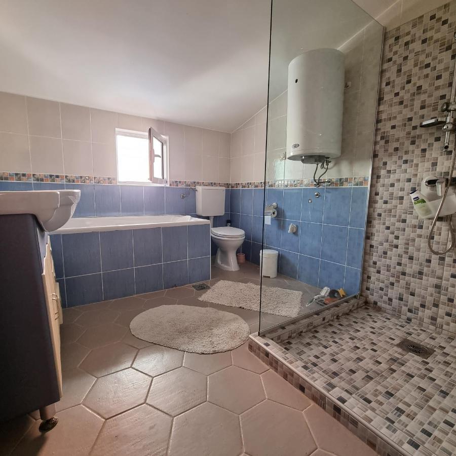 Апартаменты Anturage С Отдельным Входом Dobra Voda Exterior foto
